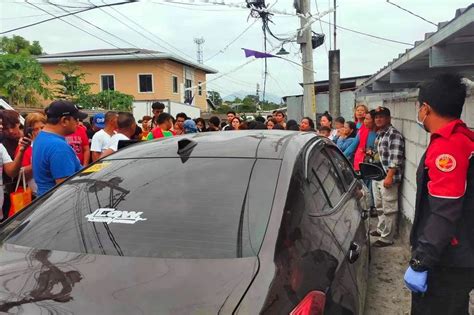 bata kinantot ang nanay|Pamilya ng 2 batang namatay sa loob ng kotse, sinisisi ang driver.